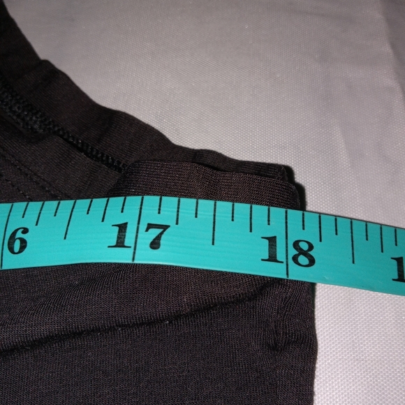 Athleta Black Tank Top Medium - Picture 9 of 9